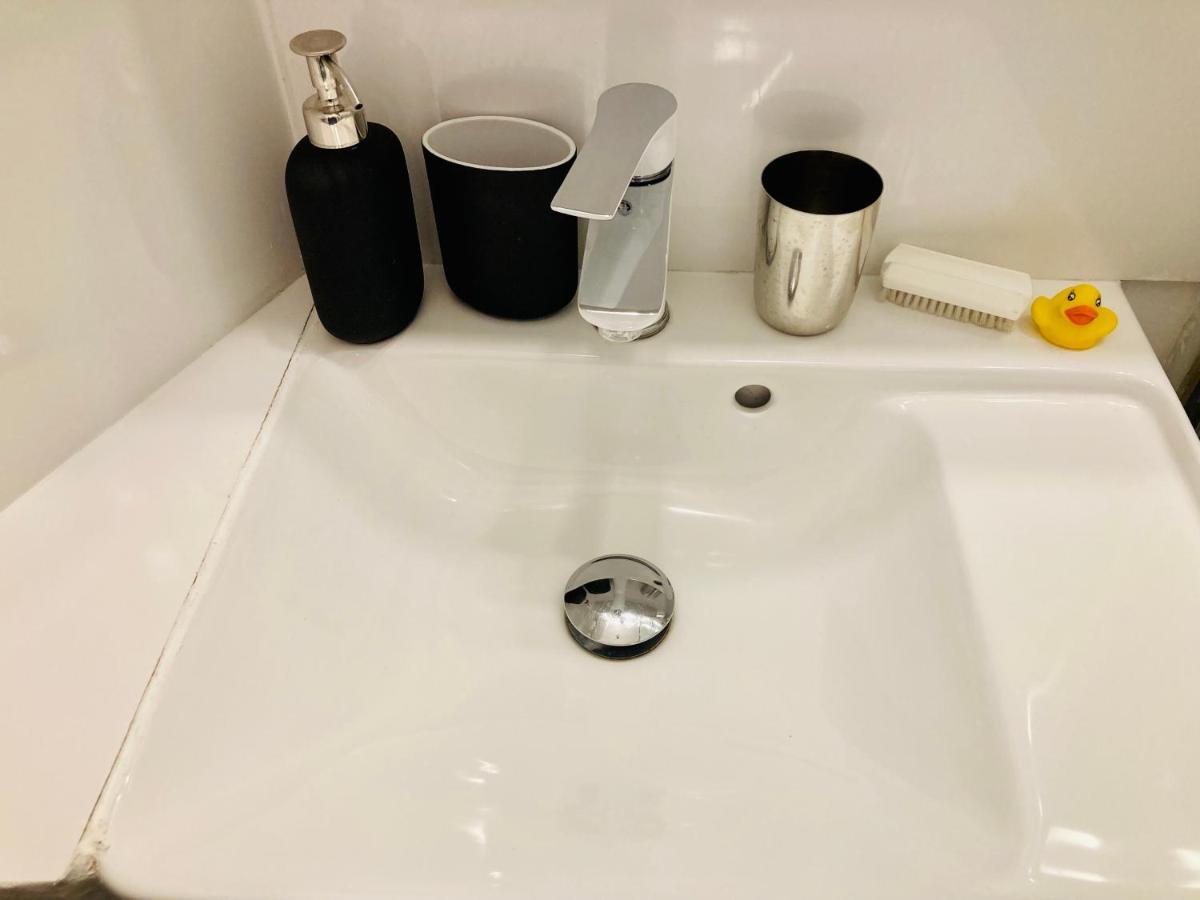 Cosy Nest From 10 Minutes Paris Centre Apartment Saint-Ouen  Bagian luar foto